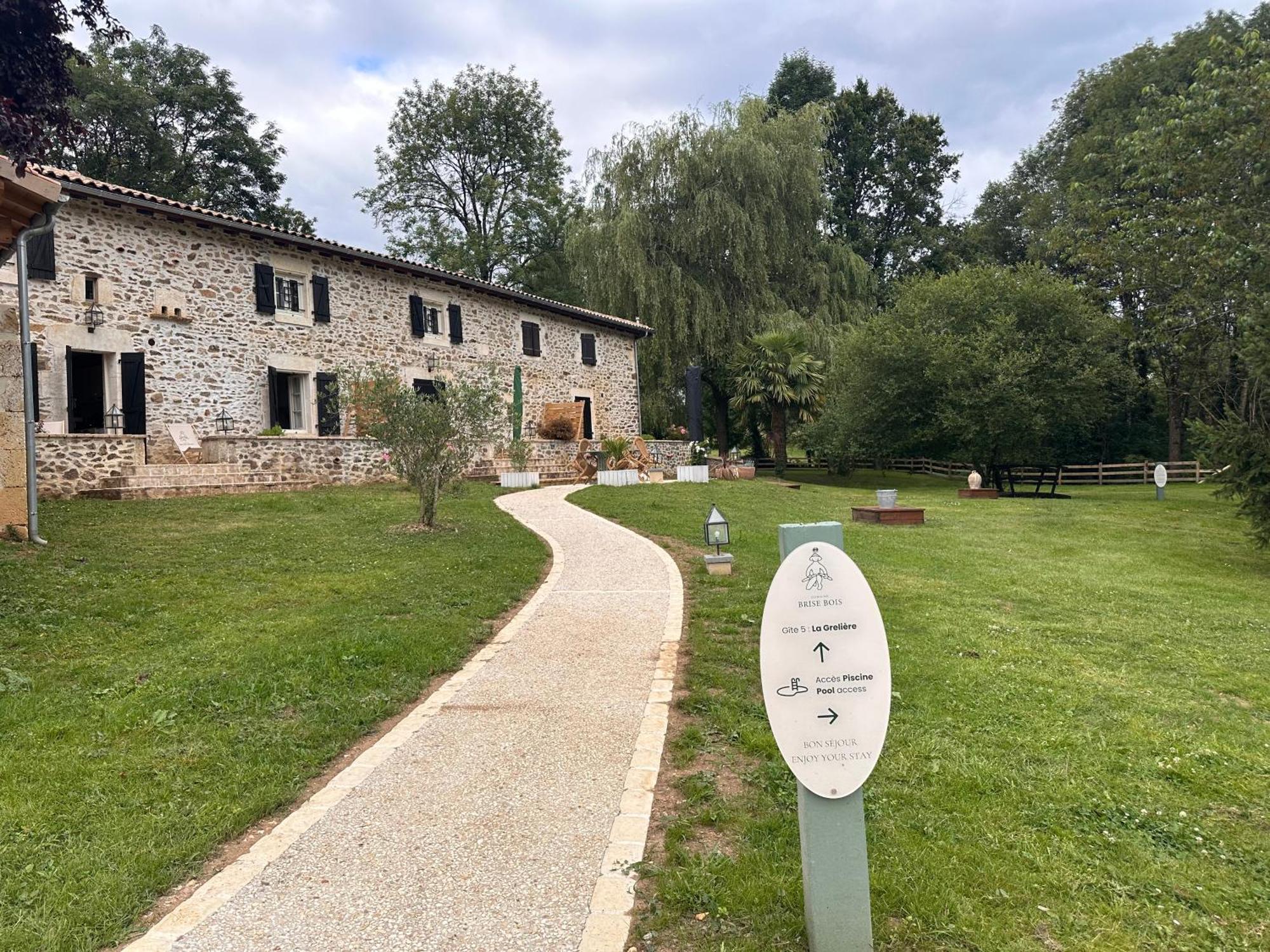 Domaine De Brise Bois - Chambres & Gites Rouzede Exterior photo
